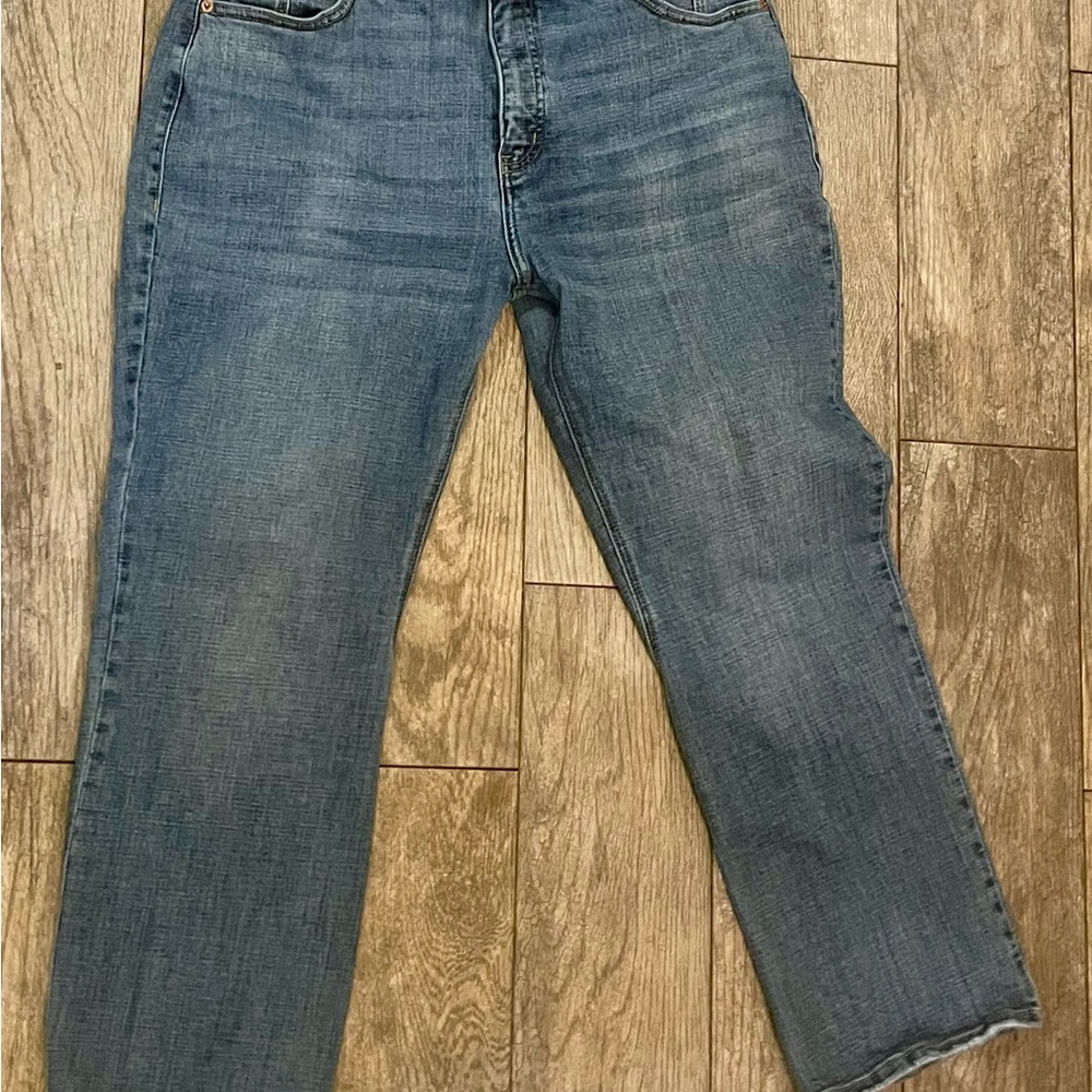 Artemis Vintage Light Blue Cropped Jeans, 15/31